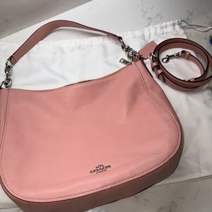 Coach shoulder/crossbody handbag in pink leather